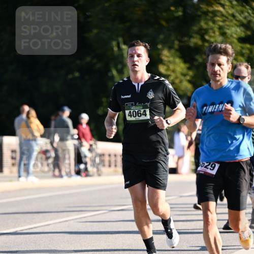 01.09.2024 - BARMER Alsterlauf Dr. Thomas Lammeyer http://msf.ph/oto/6893679 01.09.2024 09:28:14 Laufen 4064, 629 meine-sportfotos.de