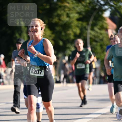 01.09.2024 - BARMER Alsterlauf Dr. Thomas Lammeyer http://msf.ph/oto/6893688 01.09.2024 09:28:15 Laufen 5, 8207 meine-sportfotos.de