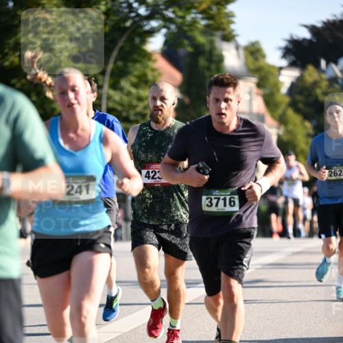 01.09.2024 - BARMER Alsterlauf Dr. Thomas Lammeyer http://msf.ph/oto/6893694 01.09.2024 09:28:17 Laufen 241, 423, 3716, 2623 meine-sportfotos.de