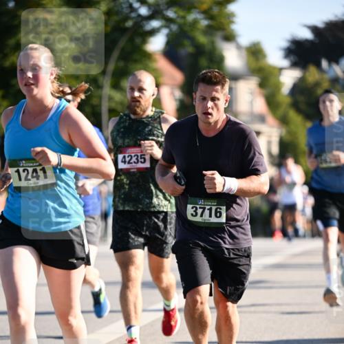 01.09.2024 - BARMER Alsterlauf Dr. Thomas Lammeyer http://msf.ph/oto/6893695 01.09.2024 09:28:17 Laufen 1241, 4235, 3716 meine-sportfotos.de