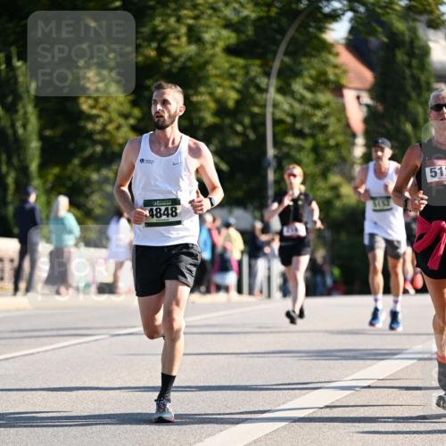 01.09.2024 - BARMER Alsterlauf Dr. Thomas Lammeyer http://msf.ph/oto/6893718 01.09.2024 09:28:21 Laufen 4848, 3132, 512 meine-sportfotos.de