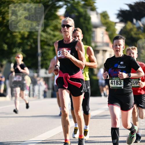 01.09.2024 - BARMER Alsterlauf Dr. Thomas Lammeyer http://msf.ph/oto/6893724 01.09.2024 09:28:22 Laufen 5, 35, 10, 23, 15, 4183, 595 meine-sportfotos.de