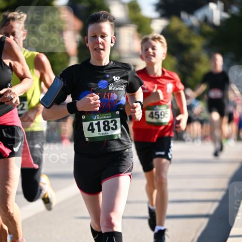 01.09.2024 - BARMER Alsterlauf Dr. Thomas Lammeyer http://msf.ph/oto/6893731 01.09.2024 09:28:23 Laufen 23, 10, 0, 35, 4183, 4595 meine-sportfotos.de