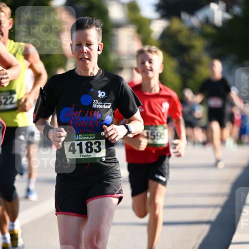 01.09.2024 - BARMER Alsterlauf Dr. Thomas Lammeyer http://msf.ph/oto/6893732 01.09.2024 09:28:23 Laufen 522, 10, 23, 35, 4183, 1596 meine-sportfotos.de