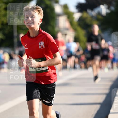 01.09.2024 - BARMER Alsterlauf Dr. Thomas Lammeyer http://msf.ph/oto/6893736 01.09.2024 09:28:24 Laufen 1609 meine-sportfotos.de