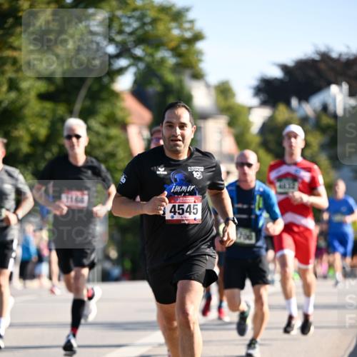 01.09.2024 - BARMER Alsterlauf Dr. Thomas Lammeyer http://msf.ph/oto/6893764 01.09.2024 09:28:32 Laufen 4545 meine-sportfotos.de