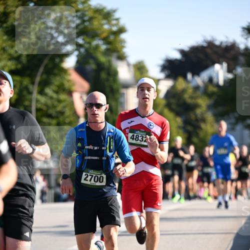 01.09.2024 - BARMER Alsterlauf Dr. Thomas Lammeyer http://msf.ph/oto/6893771 01.09.2024 09:28:33 Laufen 2700, 4832 meine-sportfotos.de