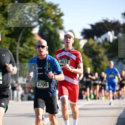 01.09.2024 - BARMER Alsterlauf Dr. Thomas Lammeyer http://msf.ph/oto/6893772 01.09.2024 09:28:33 Laufen 2700, 4832 meine-sportfotos.de