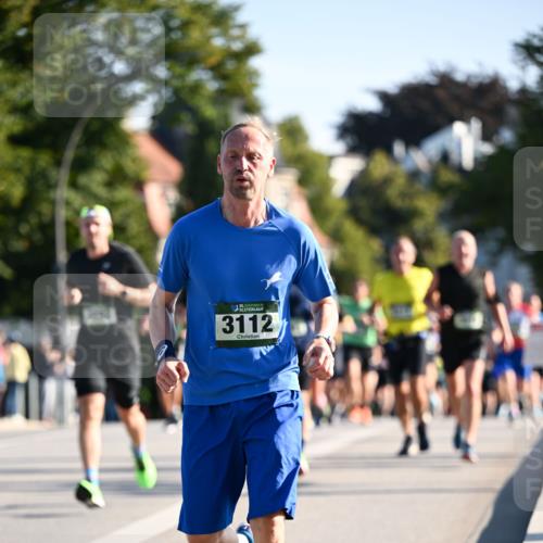 01.09.2024 - BARMER Alsterlauf Dr. Thomas Lammeyer http://msf.ph/oto/6893806 01.09.2024 09:28:39 Laufen 35, 3112 meine-sportfotos.de