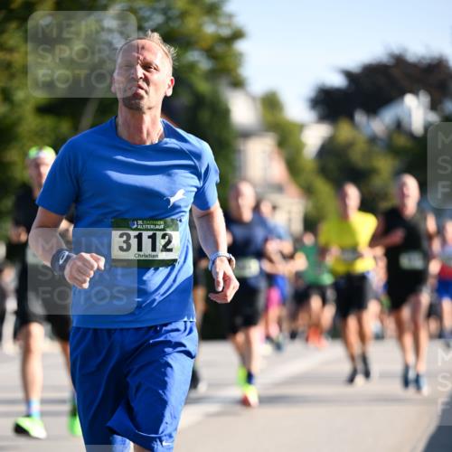 01.09.2024 - BARMER Alsterlauf Dr. Thomas Lammeyer http://msf.ph/oto/6893813 01.09.2024 09:28:39 Laufen 35, 3112 meine-sportfotos.de