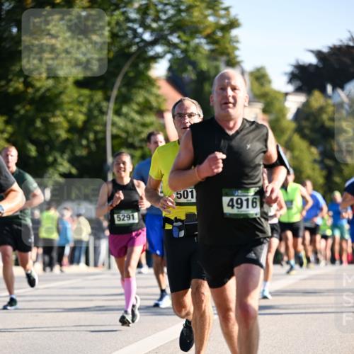 01.09.2024 - BARMER Alsterlauf Dr. Thomas Lammeyer http://msf.ph/oto/6893824 01.09.2024 09:28:42 Laufen 5291, 501, 4916 meine-sportfotos.de