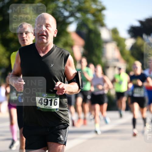 01.09.2024 - BARMER Alsterlauf Dr. Thomas Lammeyer http://msf.ph/oto/6893831 01.09.2024 09:28:43 Laufen 35, 4916 meine-sportfotos.de