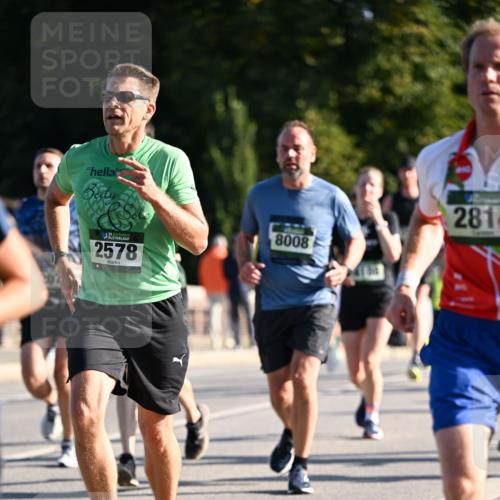 01.09.2024 - BARMER Alsterlauf Dr. Thomas Lammeyer http://msf.ph/oto/6893851 01.09.2024 09:28:47 Laufen 35, 2578, 8008, 281 meine-sportfotos.de