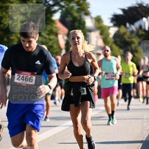 01.09.2024 - BARMER Alsterlauf Dr. Thomas Lammeyer http://msf.ph/oto/6893872 01.09.2024 09:28:51 Laufen 2466 meine-sportfotos.de