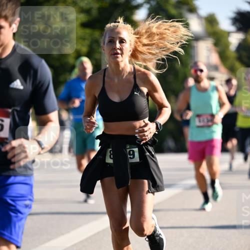 01.09.2024 - BARMER Alsterlauf Dr. Thomas Lammeyer http://msf.ph/oto/6893877 01.09.2024 09:28:51 Laufen 63 meine-sportfotos.de