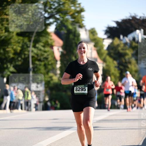 01.09.2024 - BARMER Alsterlauf Dr. Thomas Lammeyer http://msf.ph/oto/6893910 01.09.2024 09:28:57 Laufen 8295 meine-sportfotos.de