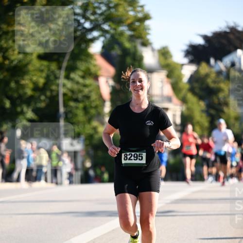 01.09.2024 - BARMER Alsterlauf Dr. Thomas Lammeyer http://msf.ph/oto/6893913 01.09.2024 09:28:57 Laufen 8295 meine-sportfotos.de