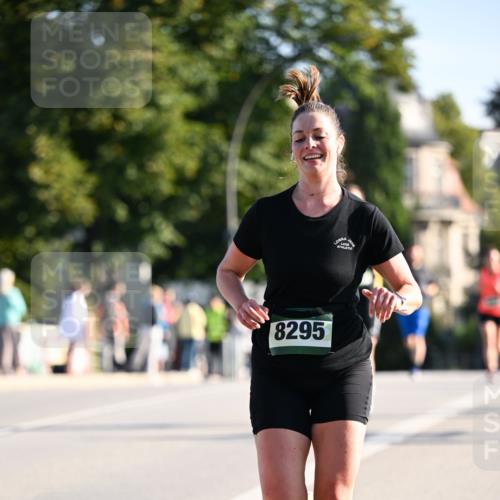 01.09.2024 - BARMER Alsterlauf Dr. Thomas Lammeyer http://msf.ph/oto/6893918 01.09.2024 09:28:58 Laufen 8295 meine-sportfotos.de