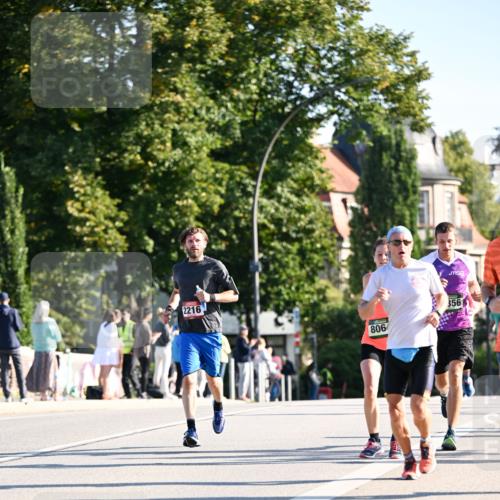 01.09.2024 - BARMER Alsterlauf Dr. Thomas Lammeyer http://msf.ph/oto/6893928 01.09.2024 09:29:02 Laufen 2216, 806, 356 meine-sportfotos.de