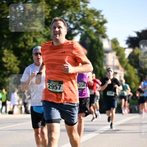 01.09.2024 - BARMER Alsterlauf Dr. Thomas Lammeyer http://msf.ph/oto/6893937 01.09.2024 09:29:04 Laufen 2957, 1356 meine-sportfotos.de