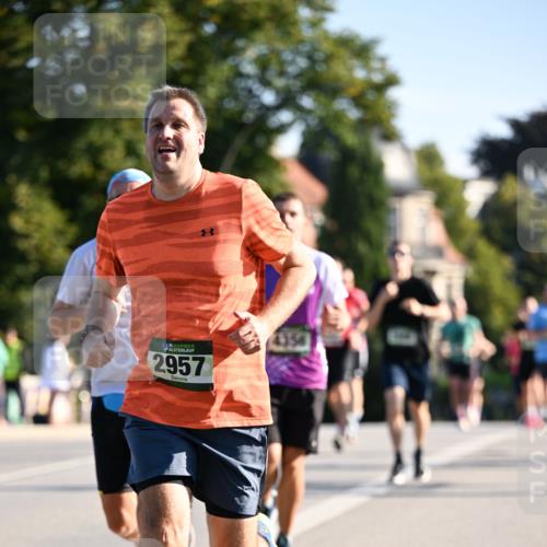 01.09.2024 - BARMER Alsterlauf Dr. Thomas Lammeyer http://msf.ph/oto/6893939 01.09.2024 09:29:04 Laufen 135, 2957, 4356 meine-sportfotos.de