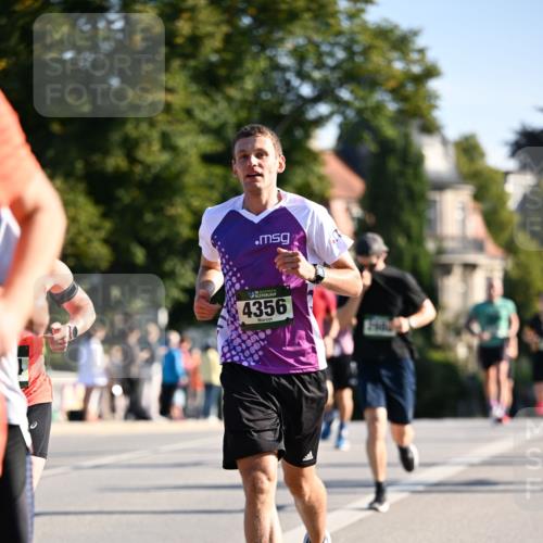 01.09.2024 - BARMER Alsterlauf Dr. Thomas Lammeyer http://msf.ph/oto/6893941 01.09.2024 09:29:05 Laufen 4356 meine-sportfotos.de