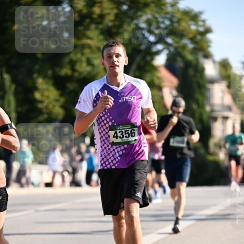 01.09.2024 - BARMER Alsterlauf Dr. Thomas Lammeyer http://msf.ph/oto/6893943 01.09.2024 09:29:06 Laufen 35, 4356 meine-sportfotos.de
