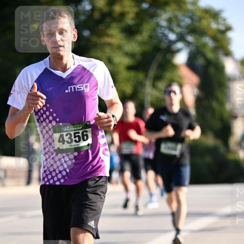 01.09.2024 - BARMER Alsterlauf Dr. Thomas Lammeyer http://msf.ph/oto/6893950 01.09.2024 09:29:06 Laufen 35, 4356 meine-sportfotos.de