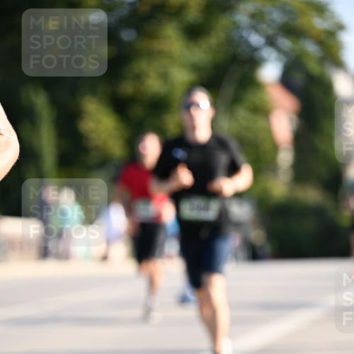 01.09.2024 - BARMER Alsterlauf Dr. Thomas Lammeyer http://msf.ph/oto/6893952 01.09.2024 09:29:07 Laufen  meine-sportfotos.de