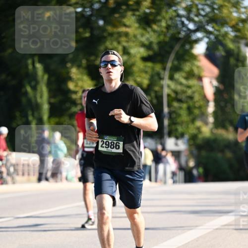 01.09.2024 - BARMER Alsterlauf Dr. Thomas Lammeyer http://msf.ph/oto/6893954 01.09.2024 09:29:07 Laufen 35, 2986 meine-sportfotos.de