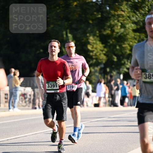01.09.2024 - BARMER Alsterlauf Dr. Thomas Lammeyer http://msf.ph/oto/6893964 01.09.2024 09:29:09 Laufen 3391, 3391, 5191, 389 meine-sportfotos.de