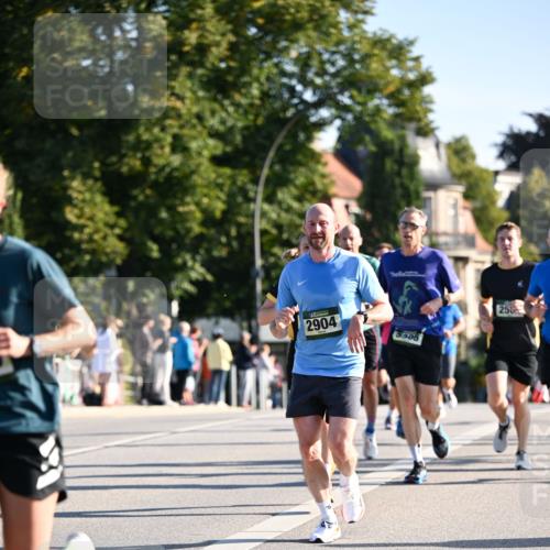 01.09.2024 - BARMER Alsterlauf Dr. Thomas Lammeyer http://msf.ph/oto/6893971 01.09.2024 09:29:10 Laufen 2904, 5505, 25 meine-sportfotos.de
