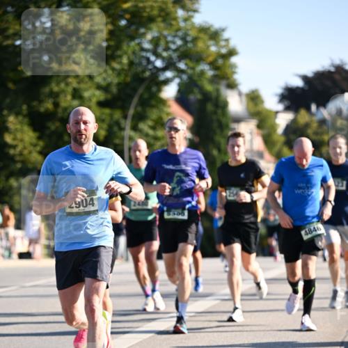 01.09.2024 - BARMER Alsterlauf Dr. Thomas Lammeyer http://msf.ph/oto/6893978 01.09.2024 09:29:11 Laufen 2904, 2480, 5500, 4846 meine-sportfotos.de