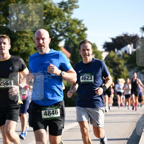 01.09.2024 - BARMER Alsterlauf Dr. Thomas Lammeyer http://msf.ph/oto/6893994 01.09.2024 09:29:13 Laufen 310, 4623, 2564, 4846 meine-sportfotos.de
