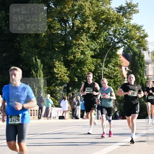 01.09.2024 - BARMER Alsterlauf Dr. Thomas Lammeyer http://msf.ph/oto/6894013 01.09.2024 09:29:16 Laufen 2429, 4002, 230, 280, 3525 meine-sportfotos.de
