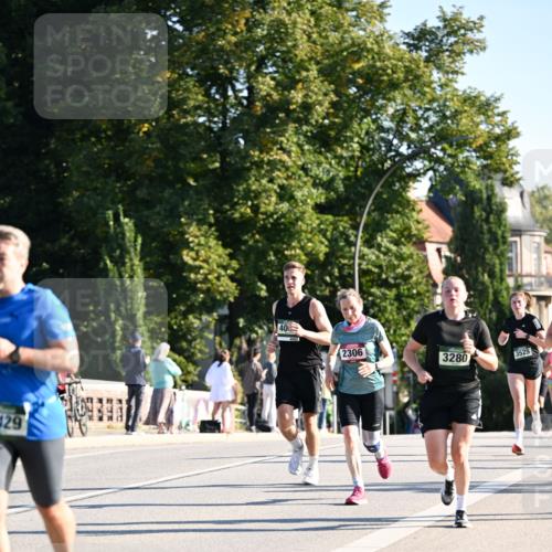 01.09.2024 - BARMER Alsterlauf Dr. Thomas Lammeyer http://msf.ph/oto/6894014 01.09.2024 09:29:16 Laufen 429, 40, 2306, 3280, 3525 meine-sportfotos.de