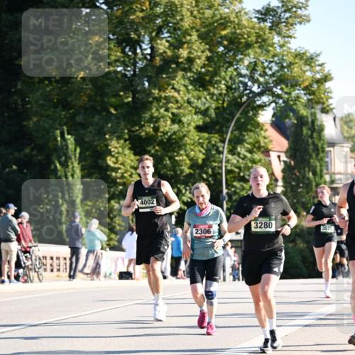 01.09.2024 - BARMER Alsterlauf Dr. Thomas Lammeyer http://msf.ph/oto/6894016 01.09.2024 09:29:17 Laufen 4002, 2306, 3280, 3525 meine-sportfotos.de