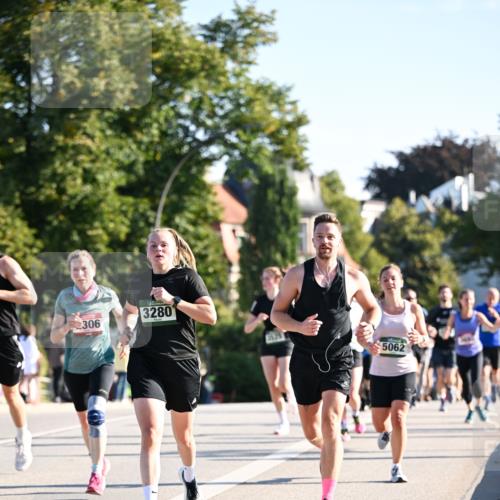 01.09.2024 - BARMER Alsterlauf Dr. Thomas Lammeyer http://msf.ph/oto/6894018 01.09.2024 09:29:17 Laufen 306, 3280, 1629, 5062 meine-sportfotos.de