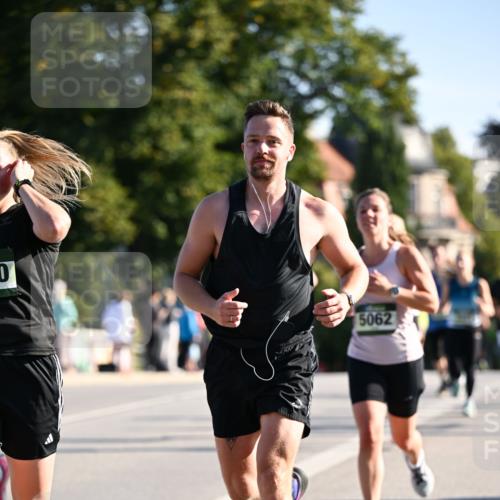 01.09.2024 - BARMER Alsterlauf Dr. Thomas Lammeyer http://msf.ph/oto/6894029 01.09.2024 09:29:19 Laufen 0, 5062 meine-sportfotos.de
