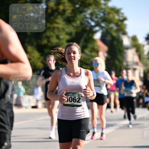 01.09.2024 - BARMER Alsterlauf Dr. Thomas Lammeyer http://msf.ph/oto/6894033 01.09.2024 09:29:20 Laufen 35, 5062 meine-sportfotos.de