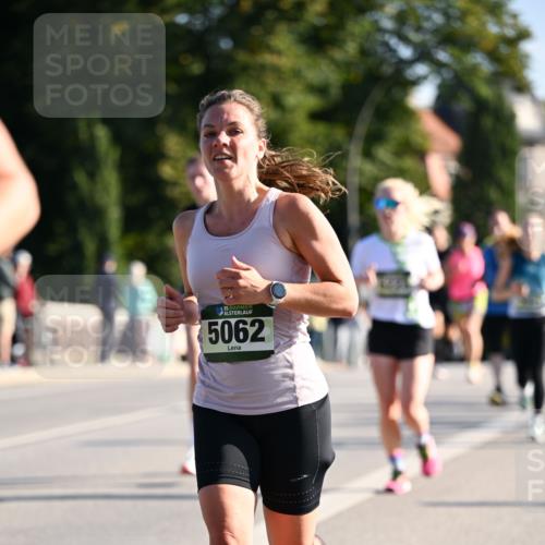 01.09.2024 - BARMER Alsterlauf Dr. Thomas Lammeyer http://msf.ph/oto/6894036 01.09.2024 09:29:20 Laufen 5062 meine-sportfotos.de