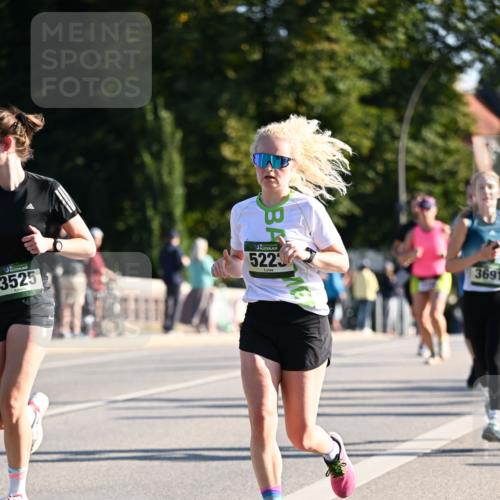 01.09.2024 - BARMER Alsterlauf Dr. Thomas Lammeyer http://msf.ph/oto/6894043 01.09.2024 09:29:21 Laufen 3525, 5223, 3691 meine-sportfotos.de