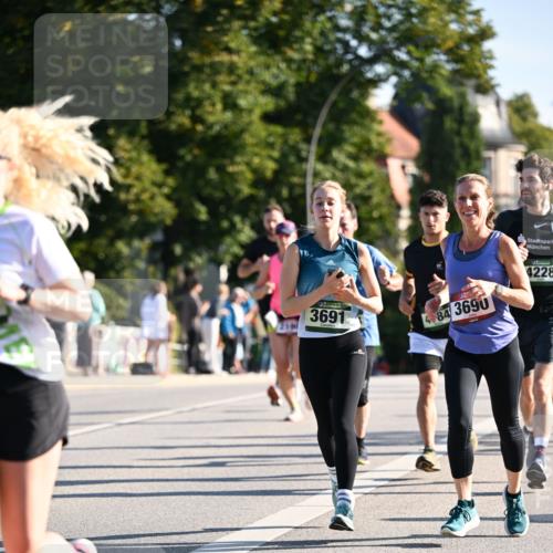 01.09.2024 - BARMER Alsterlauf Dr. Thomas Lammeyer http://msf.ph/oto/6894047 01.09.2024 09:29:22 Laufen 216, 3691, 484, 3690, 4228 meine-sportfotos.de