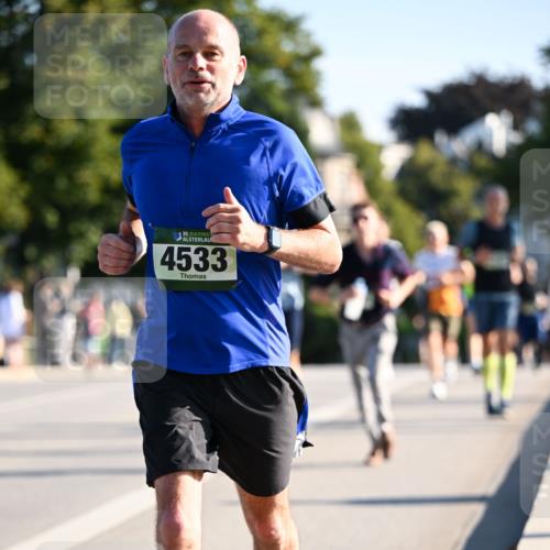 01.09.2024 - BARMER Alsterlauf Dr. Thomas Lammeyer http://msf.ph/oto/6894068 01.09.2024 09:29:26 Laufen 35, 4533 meine-sportfotos.de