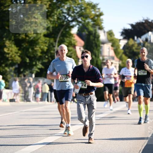 01.09.2024 - BARMER Alsterlauf Dr. Thomas Lammeyer http://msf.ph/oto/6894075 01.09.2024 09:29:27 Laufen 3735, 74, 4780 meine-sportfotos.de