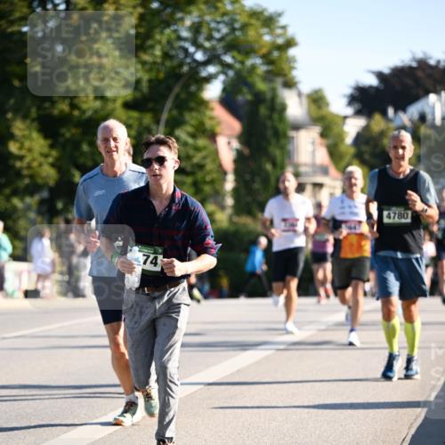 01.09.2024 - BARMER Alsterlauf Dr. Thomas Lammeyer http://msf.ph/oto/6894081 01.09.2024 09:29:27 Laufen 74, 4780 meine-sportfotos.de