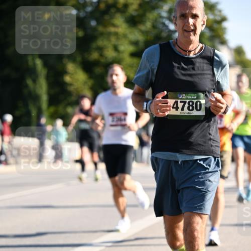 01.09.2024 - BARMER Alsterlauf Dr. Thomas Lammeyer http://msf.ph/oto/6894097 01.09.2024 09:29:30 Laufen 35, 4780 meine-sportfotos.de