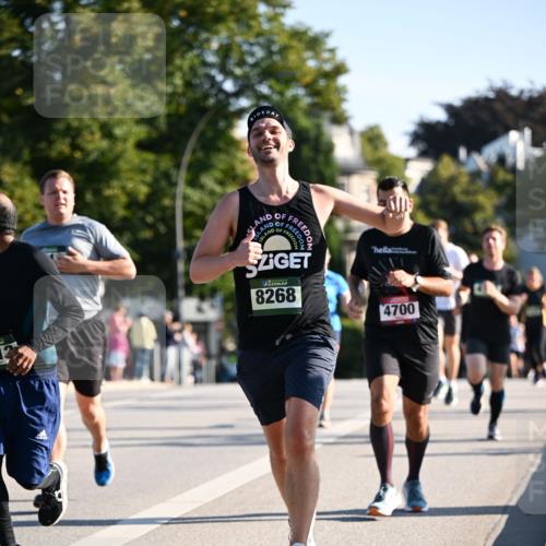 01.09.2024 - BARMER Alsterlauf Dr. Thomas Lammeyer http://msf.ph/oto/6894117 01.09.2024 09:29:34 Laufen 8268, 4700 meine-sportfotos.de