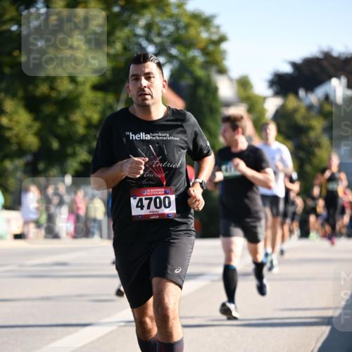 01.09.2024 - BARMER Alsterlauf Dr. Thomas Lammeyer http://msf.ph/oto/6894130 01.09.2024 09:29:36 Laufen 35, 4700 meine-sportfotos.de