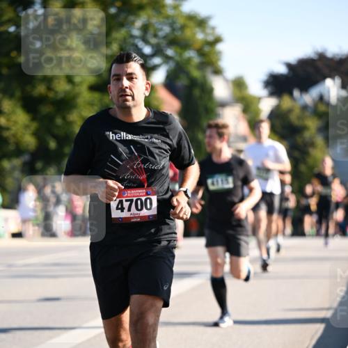 01.09.2024 - BARMER Alsterlauf Dr. Thomas Lammeyer http://msf.ph/oto/6894131 01.09.2024 09:29:36 Laufen 35, 4700, 4115 meine-sportfotos.de